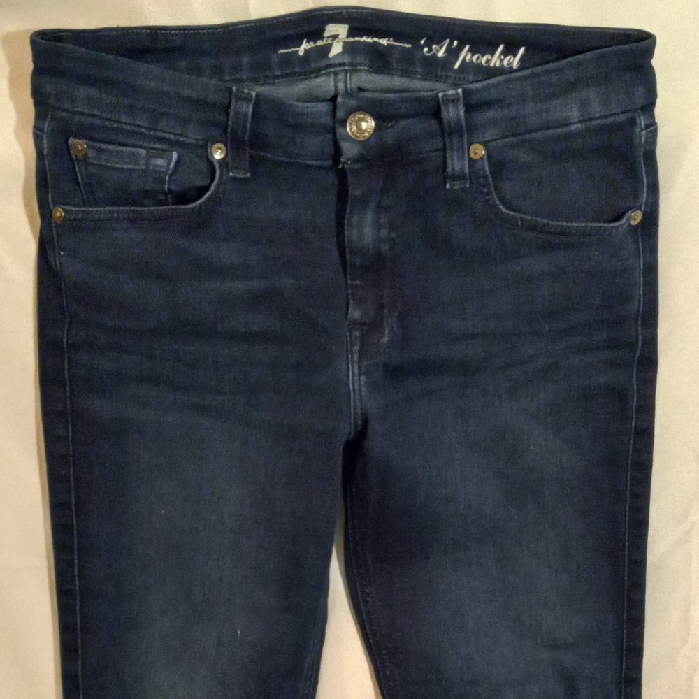 7 FOR ALL MANKIND - FLARED JEANS - DARK DENIM - SIZE 28 (EUC)